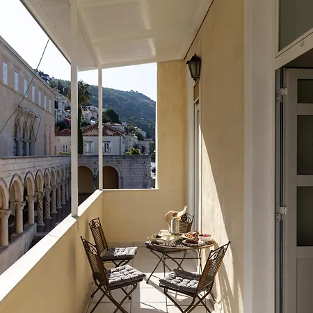 Dreamscape アパート *